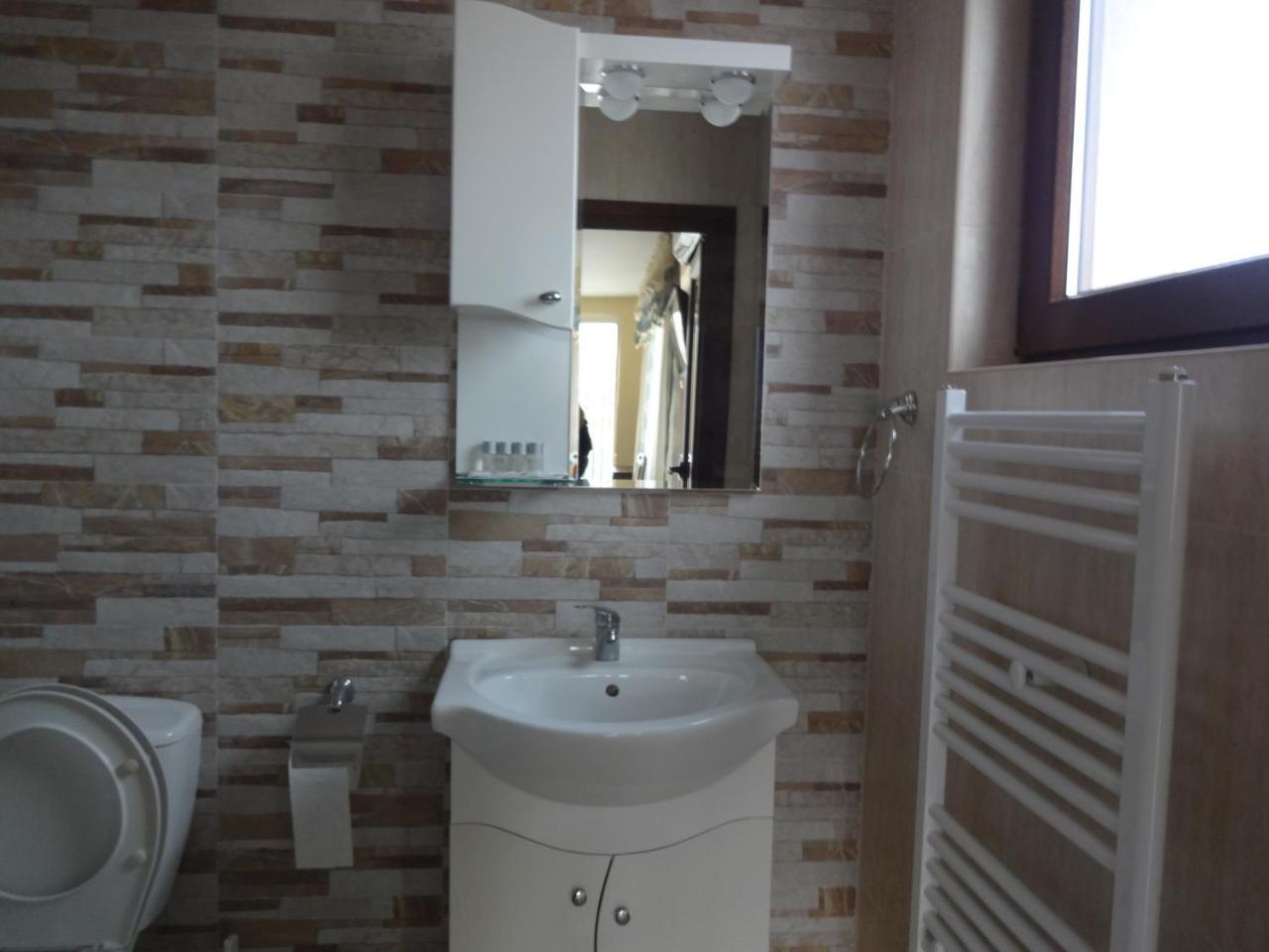 Guest House Camellia Berkovica Kültér fotó
